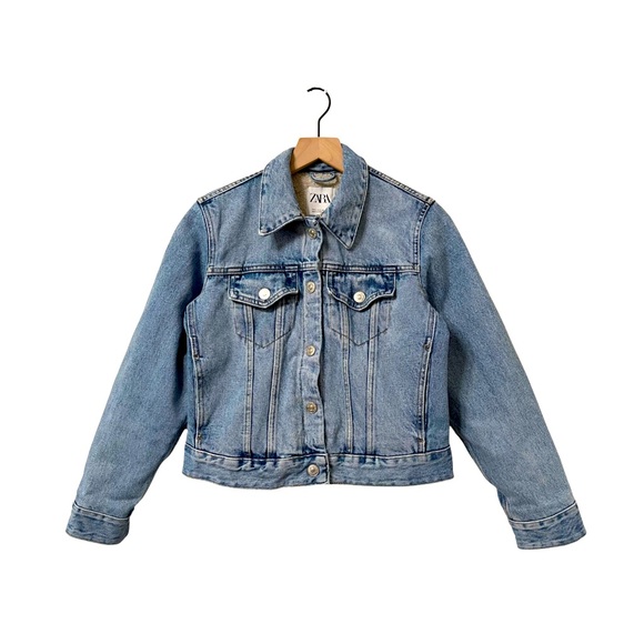 Zara Jackets & Blazers - Zara Light Denim Wash Sherpa Jean Jacket Size Small